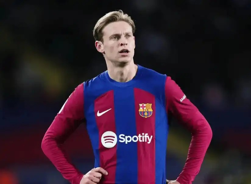 荷蘭中場弗倫基·德榮(Frenkie de Jong)球員照片